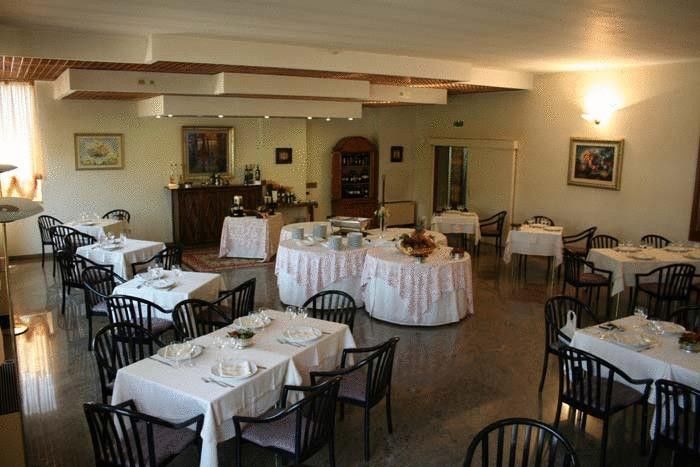 Itaca Hotel Barletta Exterior photo